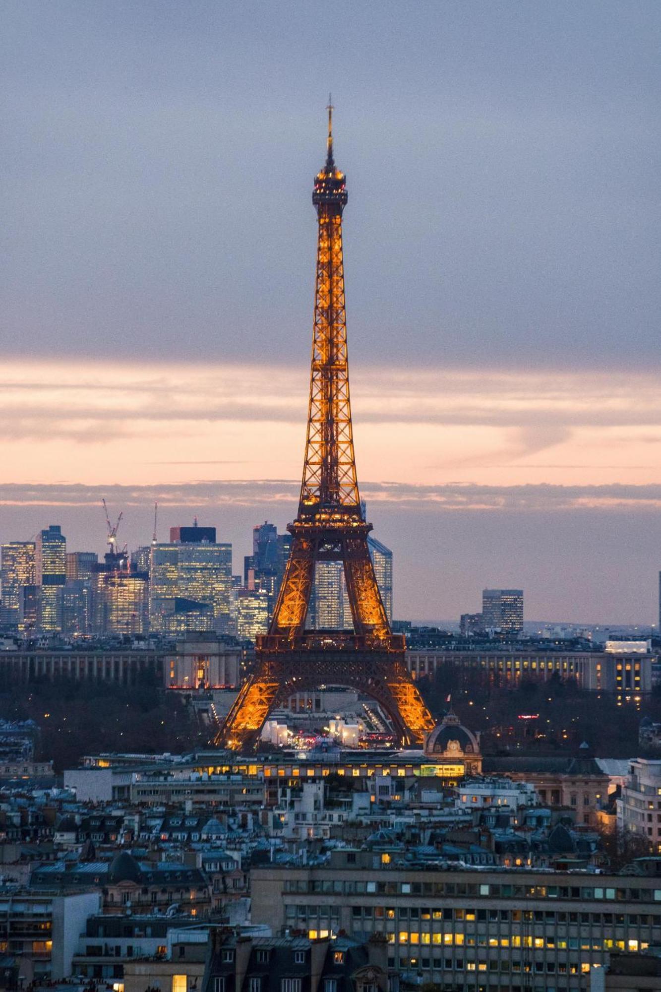 Paris Luxury Apartment 75M2 With Eiffel Tower View, 1 Min Metro, Parking Exterior photo