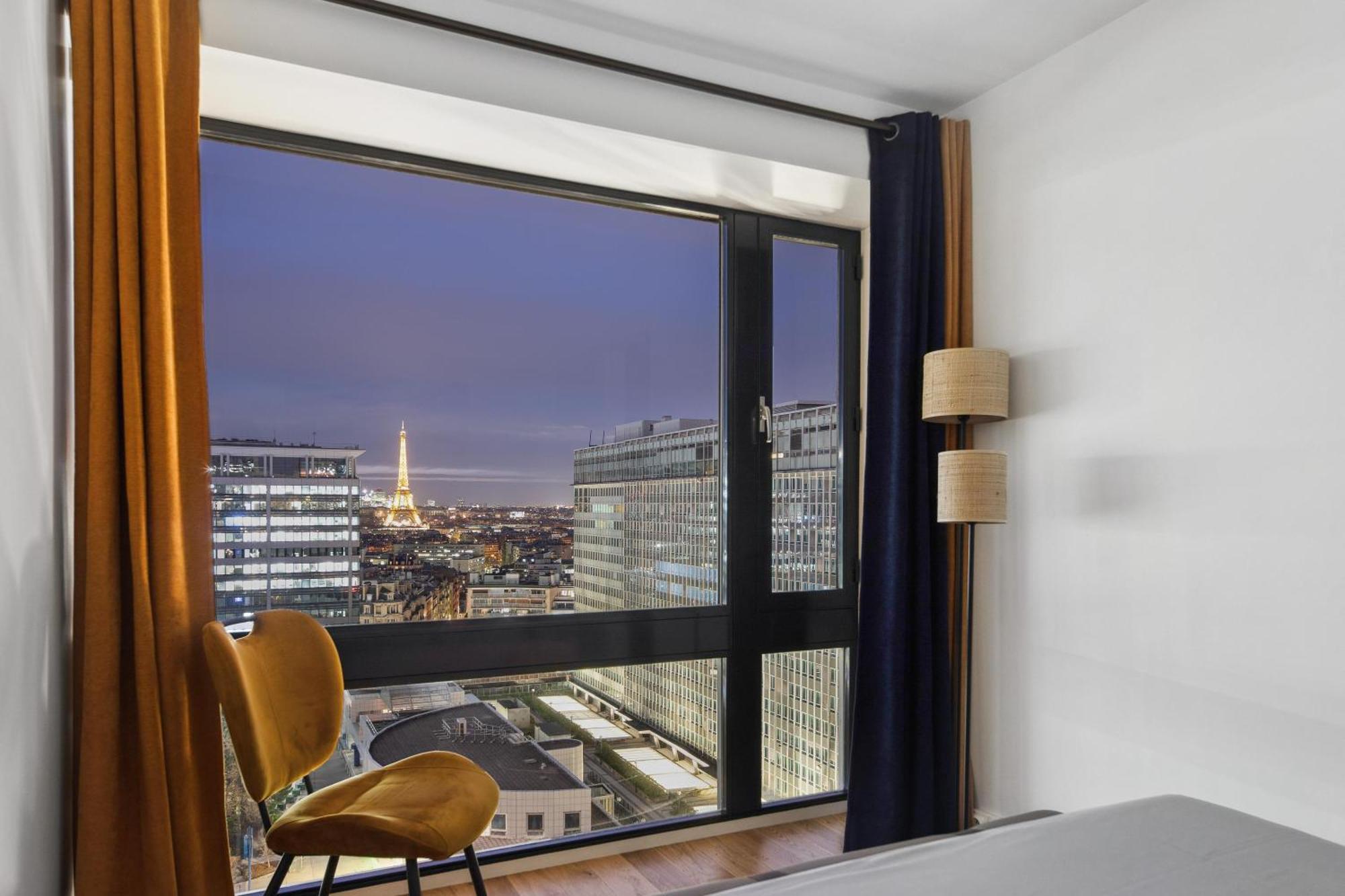 Paris Luxury Apartment 75M2 With Eiffel Tower View, 1 Min Metro, Parking Exterior photo