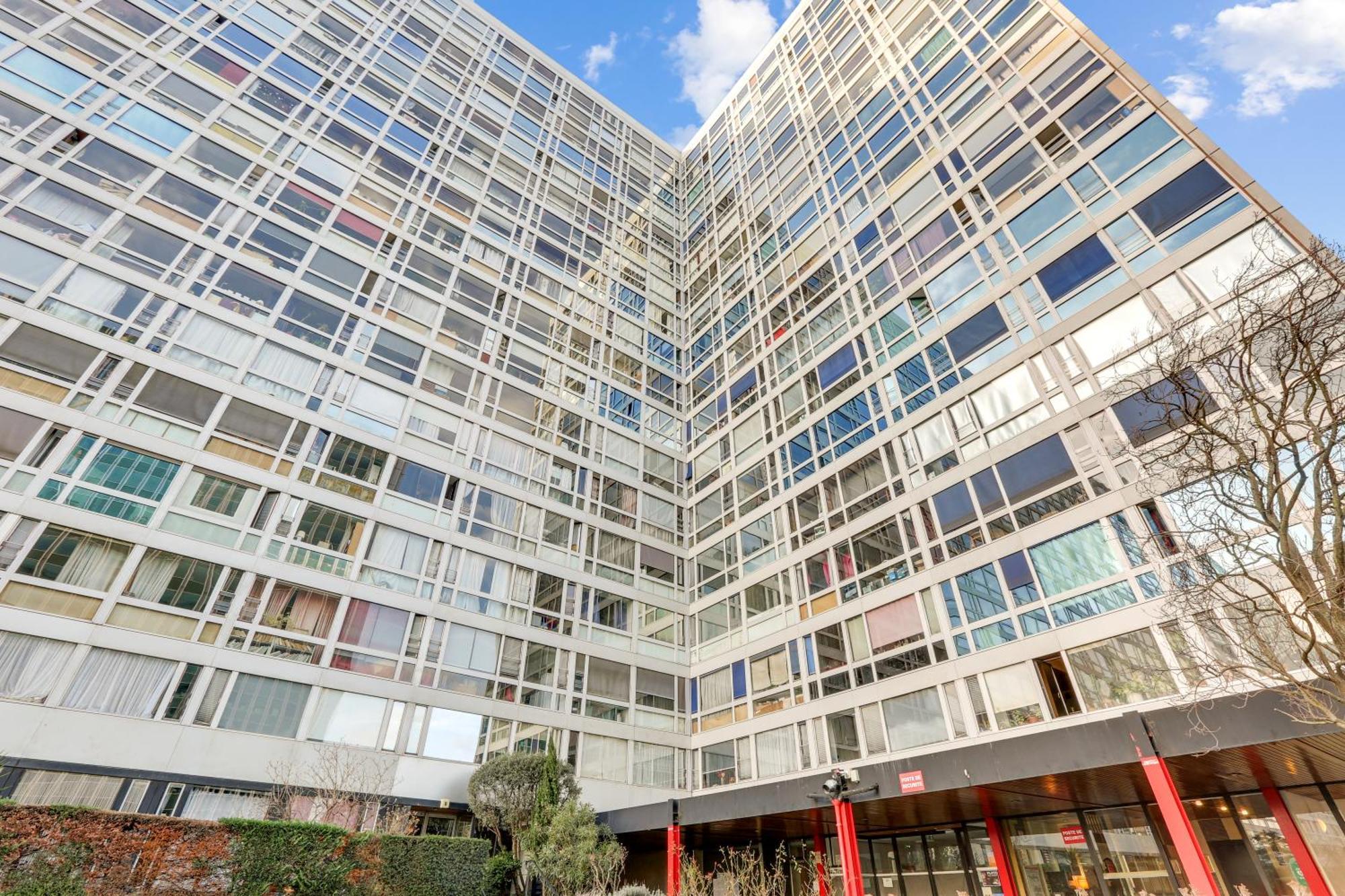 Paris Luxury Apartment 75M2 With Eiffel Tower View, 1 Min Metro, Parking Exterior photo