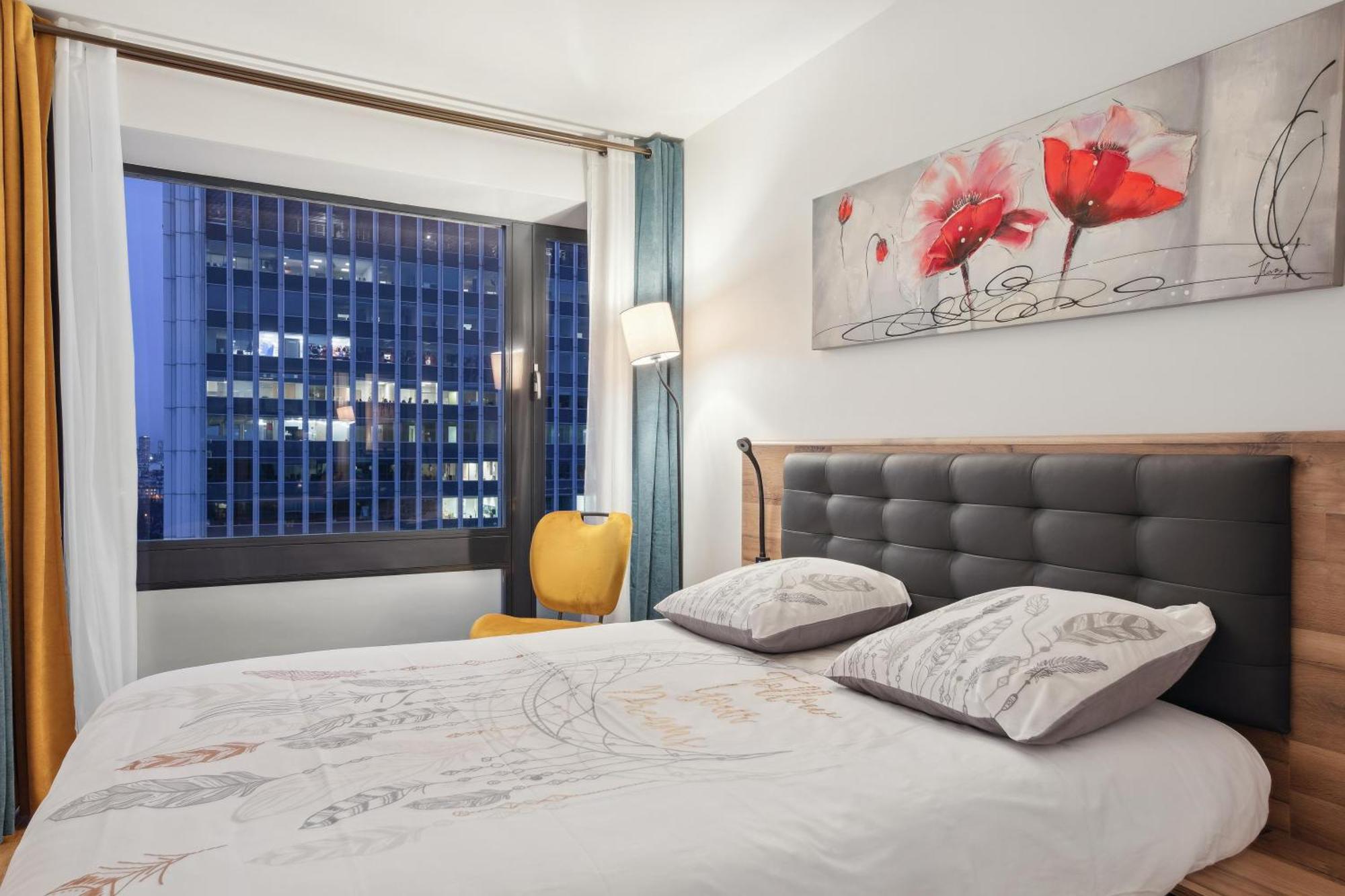 Paris Luxury Apartment 75M2 With Eiffel Tower View, 1 Min Metro, Parking Exterior photo